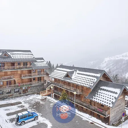 A1 308 Au Pied Des Pistes